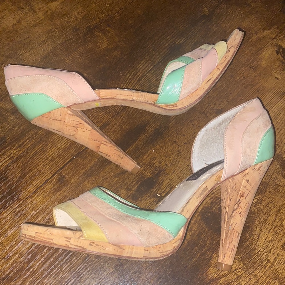 Sandal heels